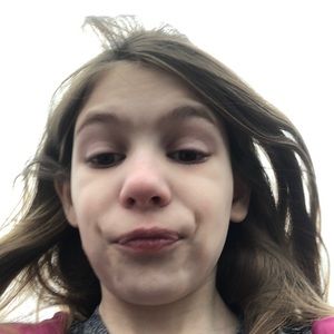 Meet your Posher, Alexia